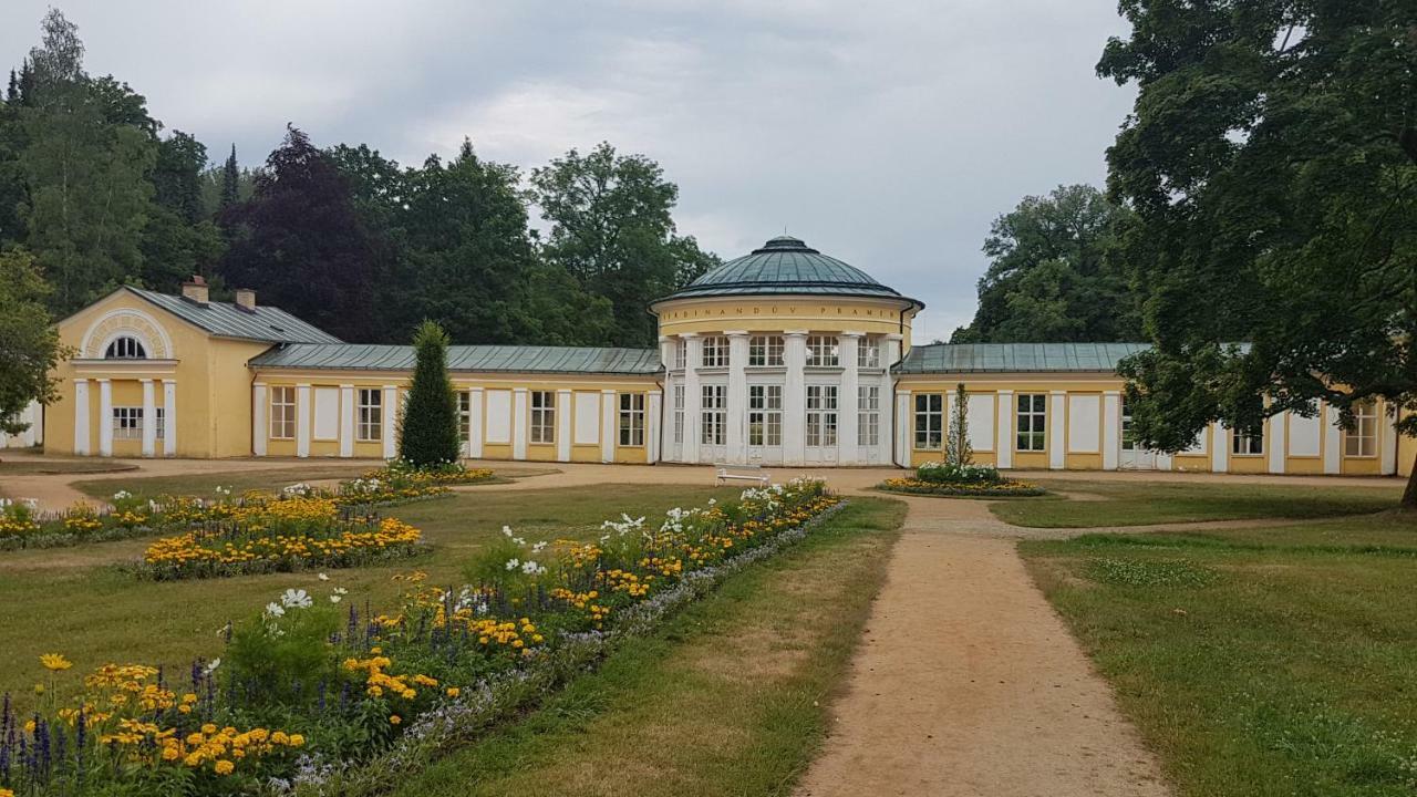 Apartmán U kolonády Mariánské Lázně Esterno foto