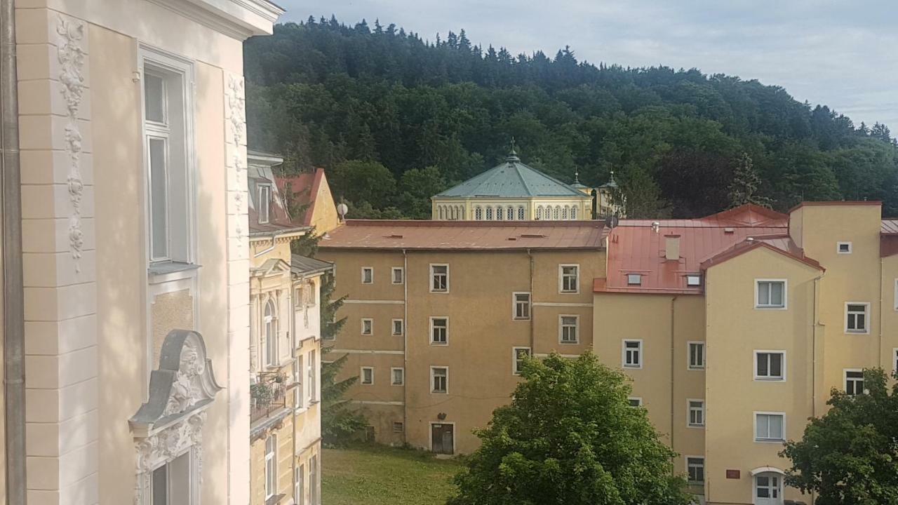 Apartmán U kolonády Mariánské Lázně Esterno foto